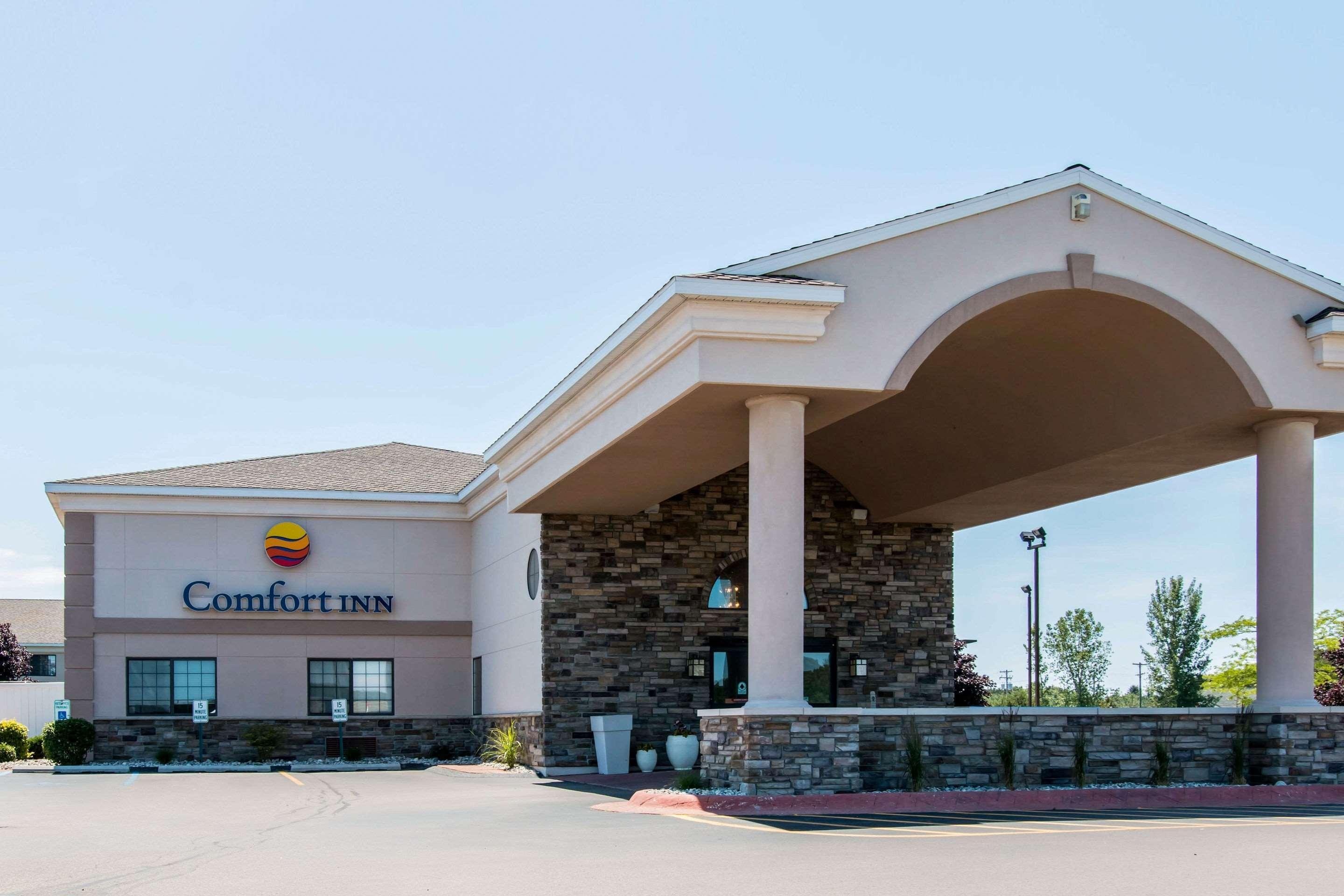 Comfort Inn Ludington near US-10 Exterior foto